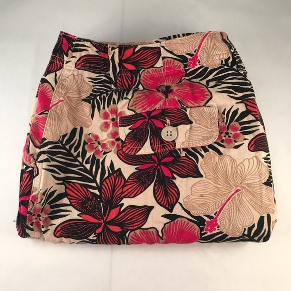 Studio Works Tropical Shorts - Picture 4 of 5